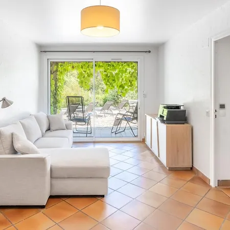וילה De 180 M2 Avec Piscine A Saint-raphael Pour 10 Personnes